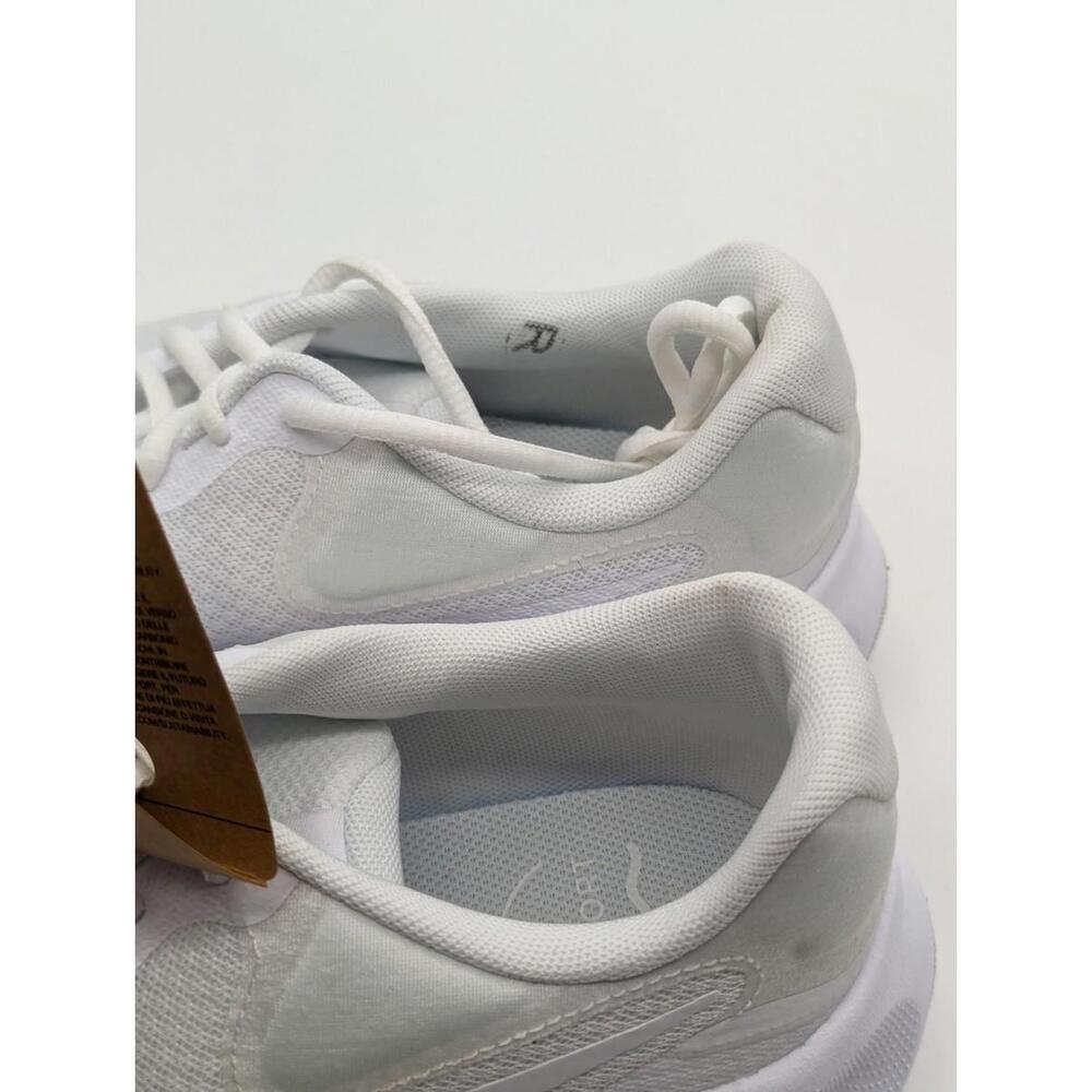 Nike Revolution 7 Athletic Shoes Triple White FB2208-100 Women's Size 9.5 New! - Picture 3 of 7
